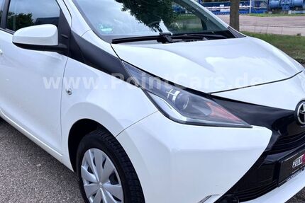 Toyota Aygo (X) 127.000 km 5.999 &euro; Essingen 73457
