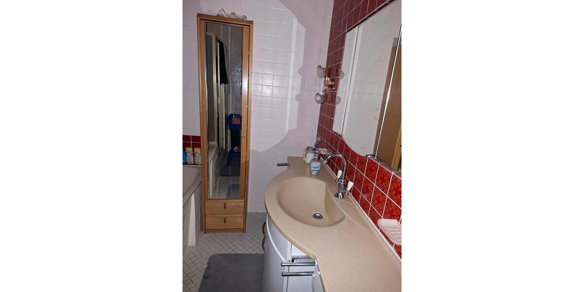 Erdgeschoßwohnung Göppingen - 3.5 Zimmer, 102 m&sup2;, 345.000&euro; | Angebot:27118165