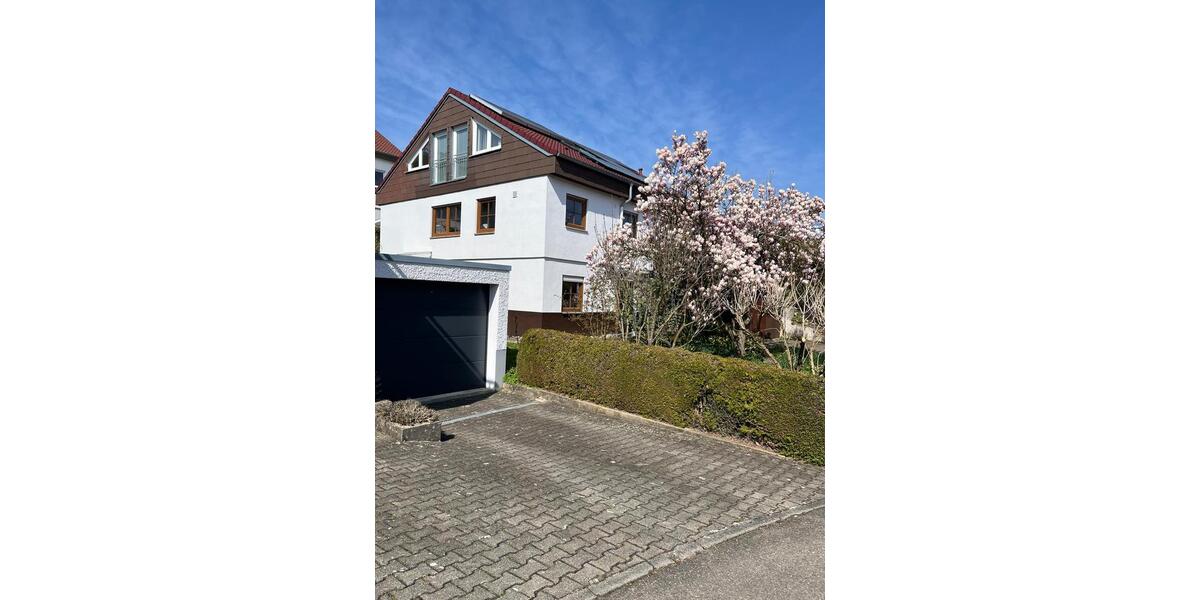 Doppelhaushälfte Nürtingen - 7 Zimmer, 206 m&sup2;, 698.000&euro; | Angebot:25976140