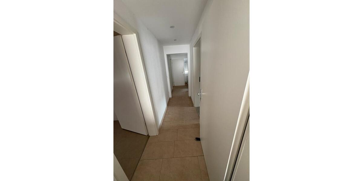 Erdgeschoßwohnung Schwaikheim - 1 Zimmer, 58 m&sup2;, 990&euro; | Angebot:25857992