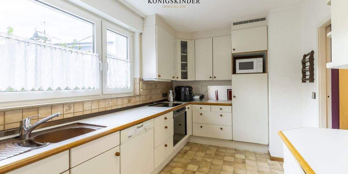 Einfamilienhaus Wernau - 8 Zimmer, 255 m&sup2;, 790.000&euro; | Angebot:25732002