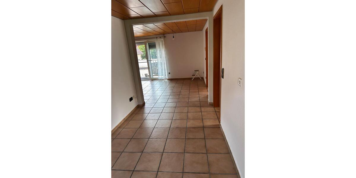 Etagenwohnung Eislingen (Fils) - 4 Zimmer, 78 m&sup2;, 680&euro; | Angebot:25926136