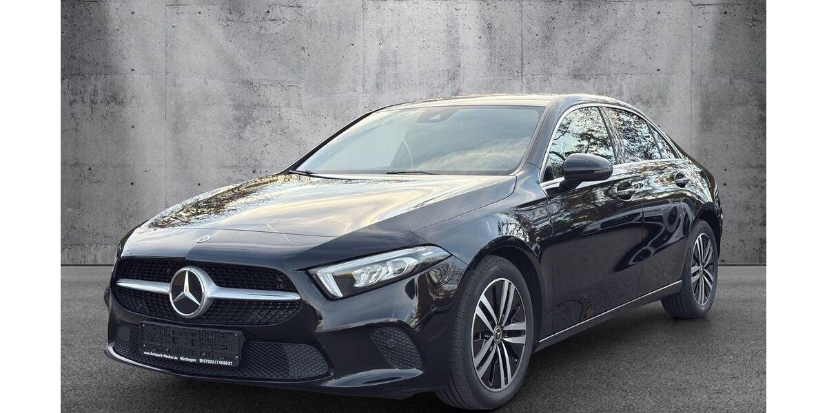 Mercedes-Benz A 200 88.300 km 26.490 &euro; Nürtingen bei Stuttgart 72622