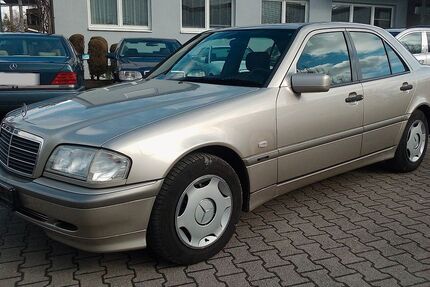 Mercedes-Benz C 240 199.982 km 5.950 &euro; Kirchheim unter Teck 73230