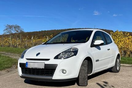 Renault Clio 119.500 km 2.900 &euro; Weinstadt 71384